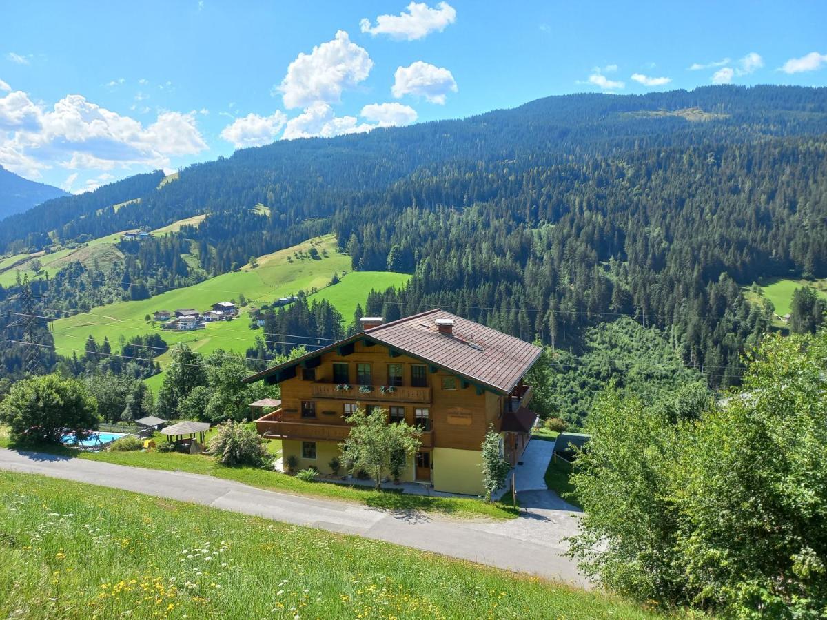 Appartement Landhof Kreuzsalgut à Wagrain Extérieur photo